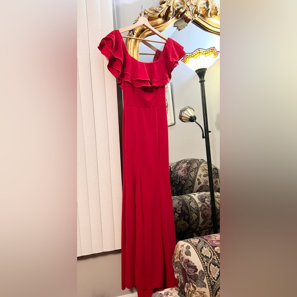 WINDSOR Red Ruffled-Off The Shoulder Dress - Picture 4 of 9